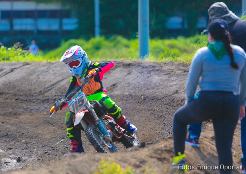 MOTOCROSS1